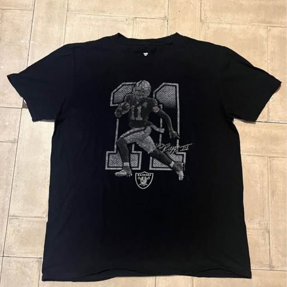 Fanatics Raiders NFL #11 graphic sport tshirt size large
